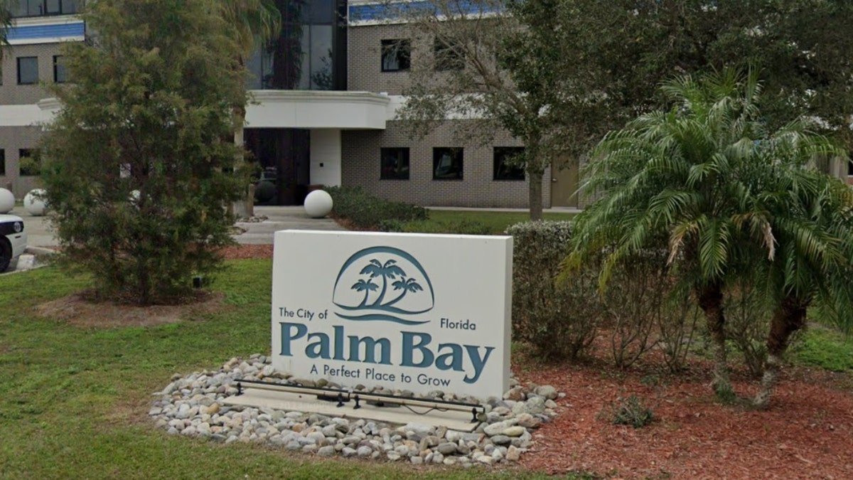 Palm Bay sign outside of City Hall