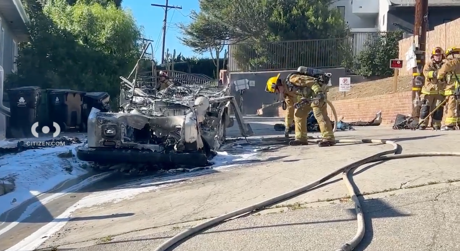 USPS vehicle destroyed in fire in Studio City