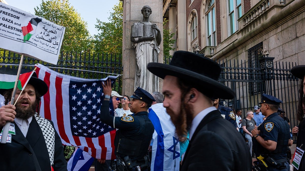 Jewish protesters at Columbia in NYC