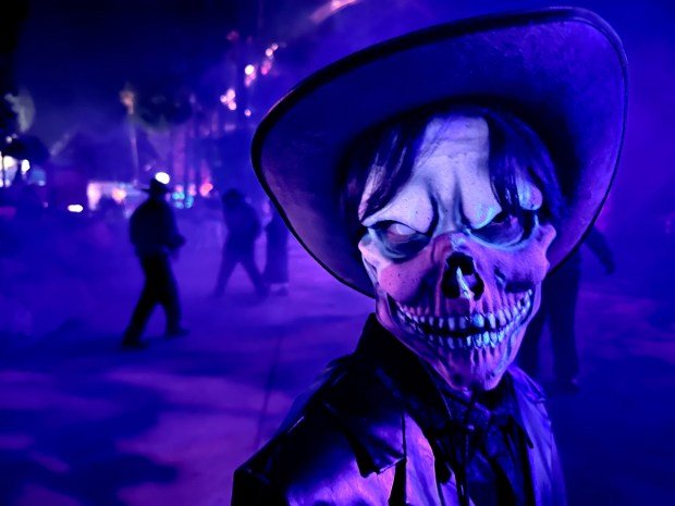 Fright Fest Extreme at Six Flags Magic Mountain. (Photo by Brady MacDonald, Orange County Register/SCNG)